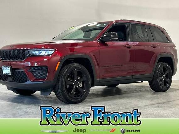 JEEP GRAND CHEROKEE 2023 1C4RJHAG2PC642484 image